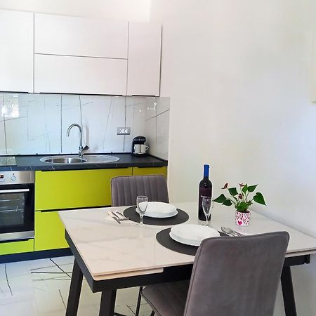 Apartments Nela Pula Ngoại thất bức ảnh